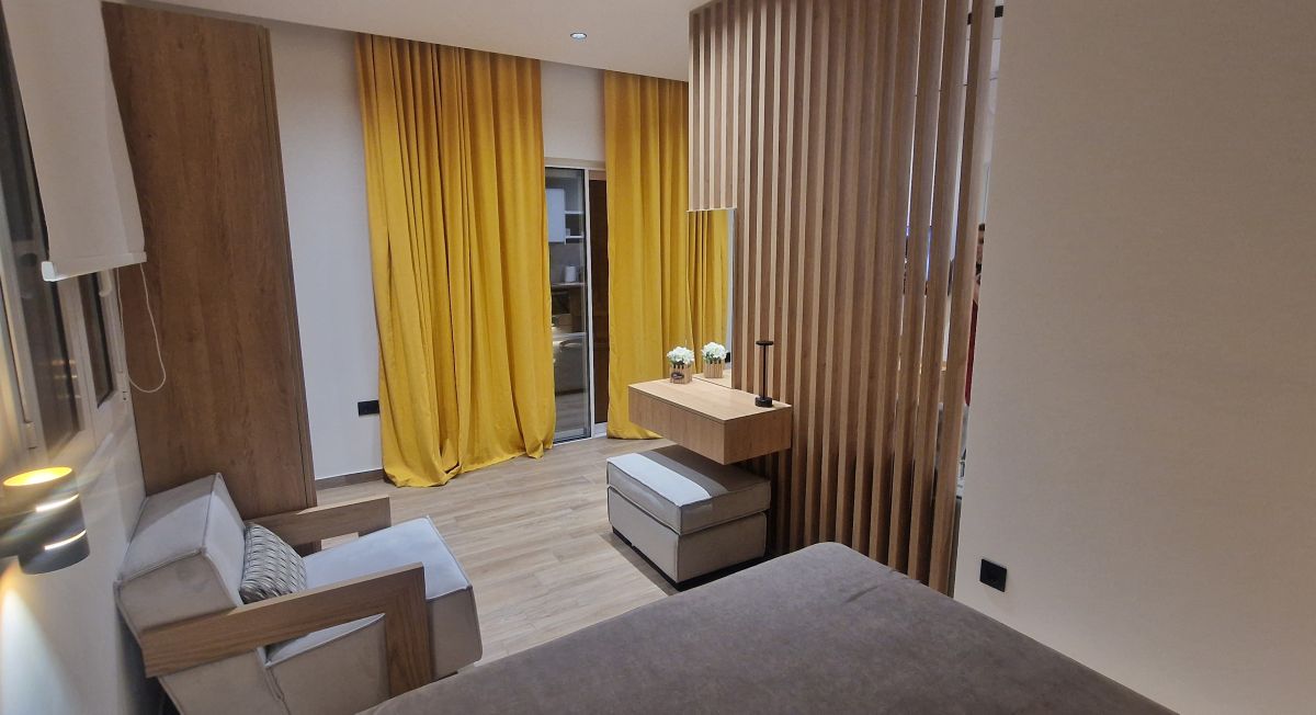 suite photo