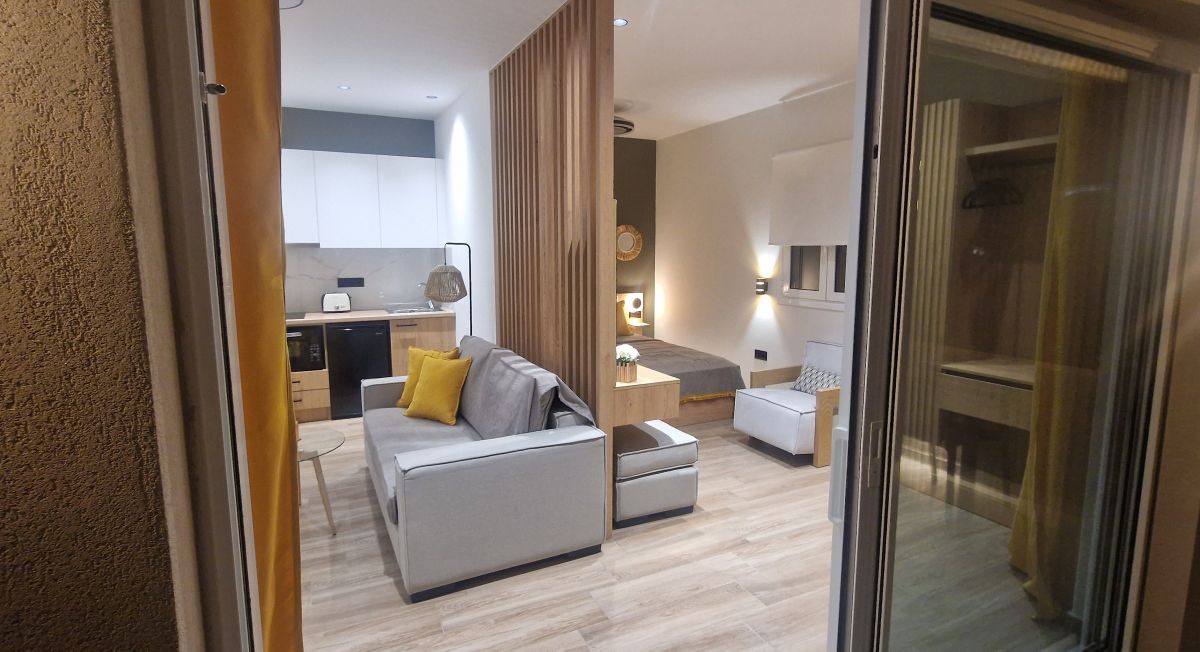 suite photo